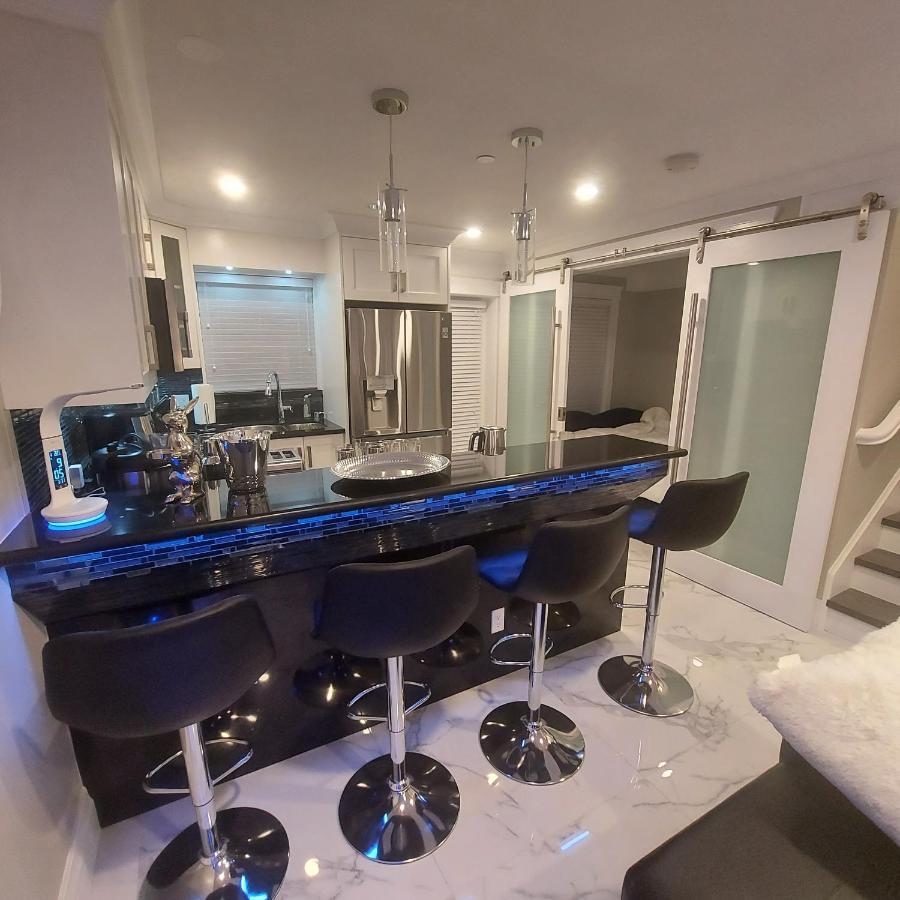Beautiful Bright 3 Bed Townhouse Apartman Vancouver Kültér fotó